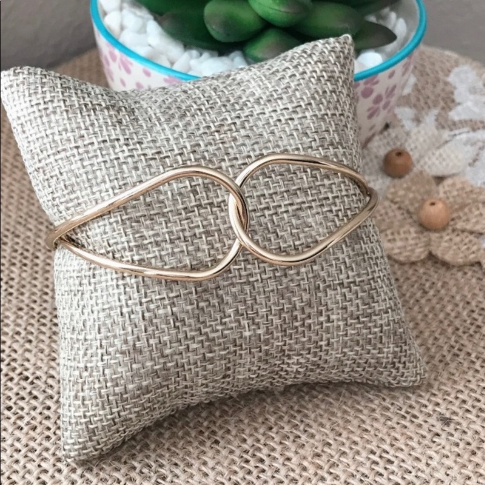 Premier Designs Infinite Bliss bracelet